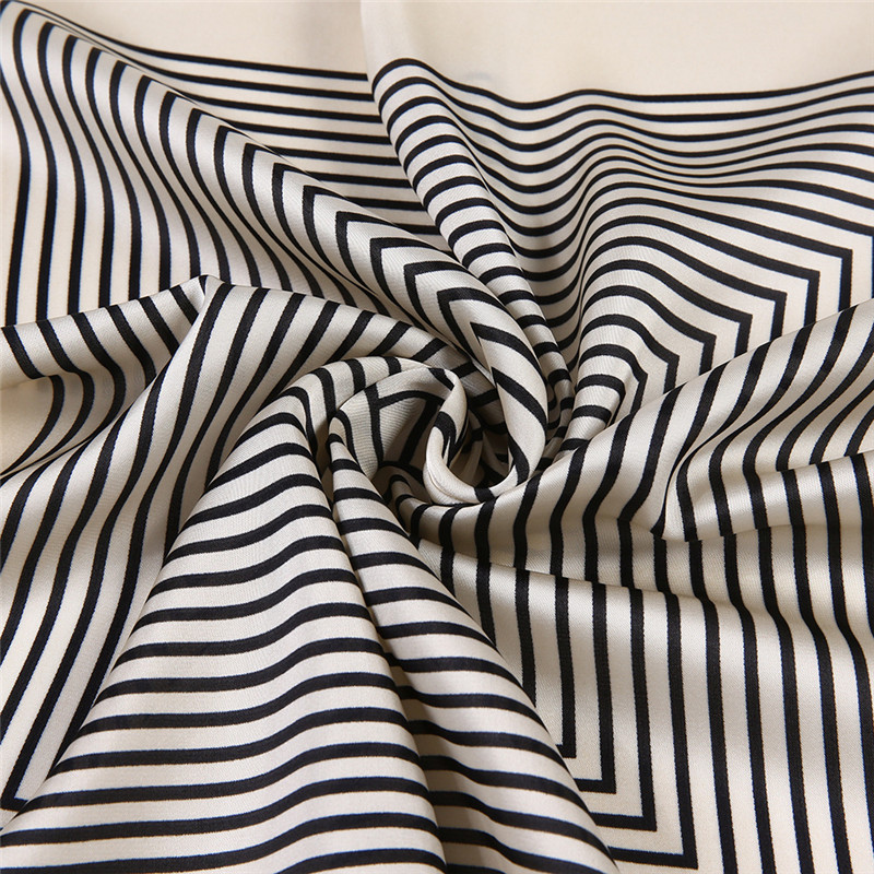 Viền Khung Vuông Khăn Bandanna - đánh giá và giá Silk Tie Striped